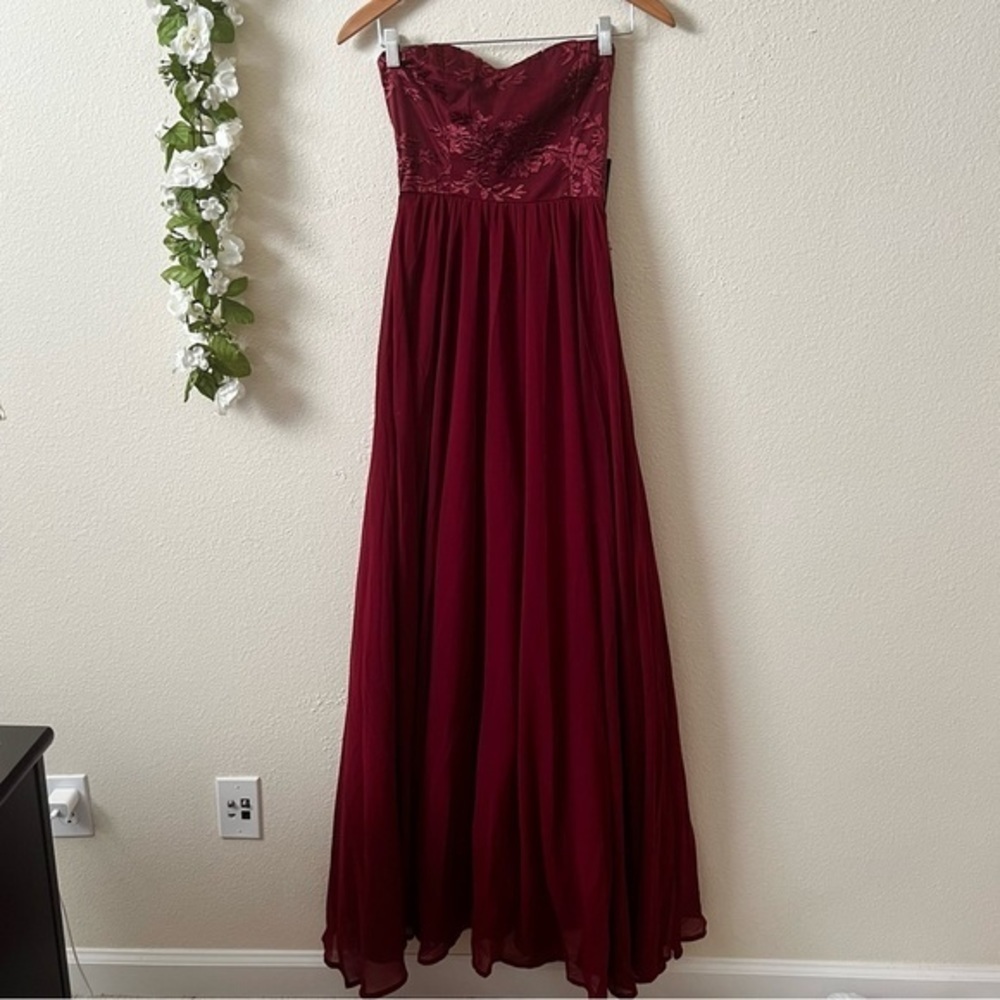 Lulus Lulus - Picture 3 of 13